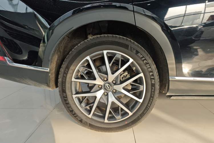 Used GAC Trumpchi GS8 2024 Linghang Series 2.0 TGDI Two-Wheel Drive Luxury Smart Connectivity Version
