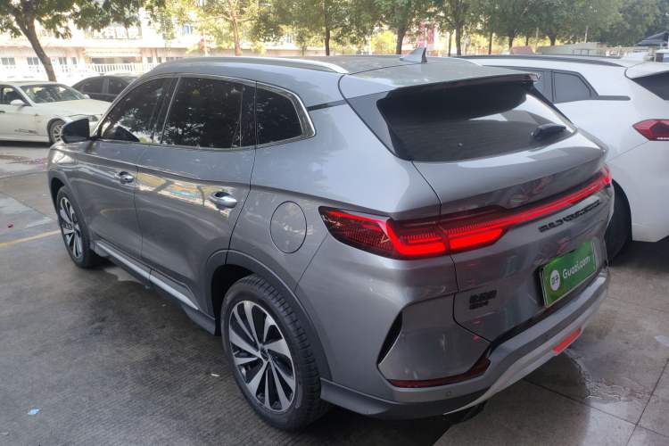 Used BYD Song PLUS New Energy 2023 Champion Edition DM-i 110KM Flagship Model
