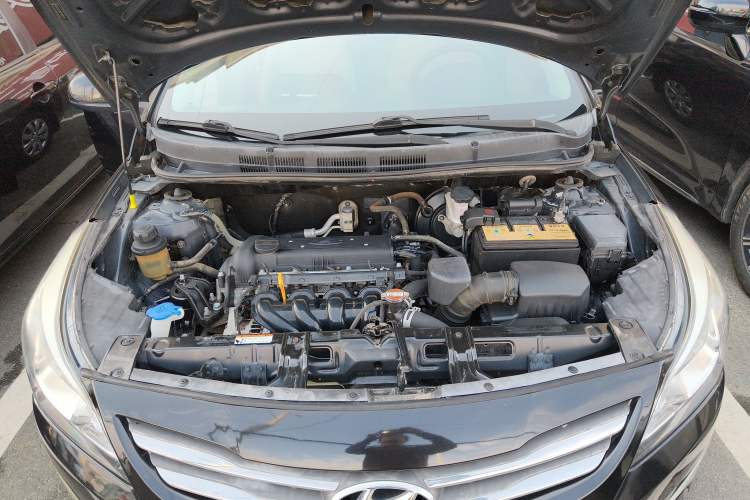 Used Hyundai Verna 2014 1.4L Manual Smart GLS Trim
