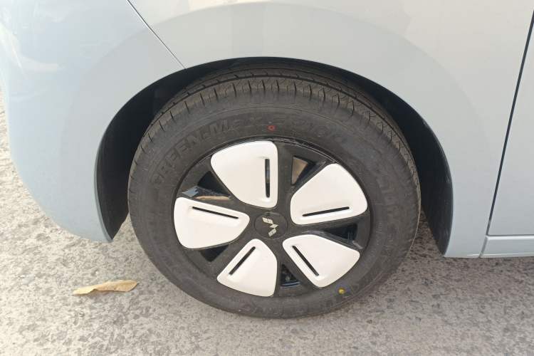 Used Wuling Hongguang MINIEV 2025 Four-Door Version Advanced Edition
