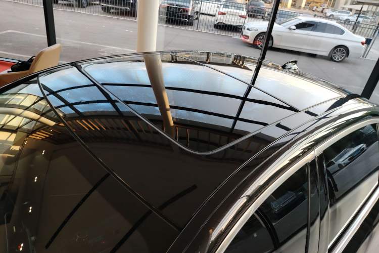 Used BMW 5 Series 2019 530Li Luxury Edition Premium Package
