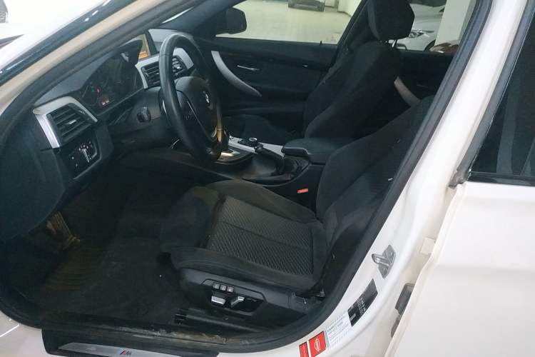 Used BMW 3 Series 2017 320i M Sport
