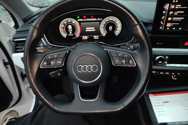 Used Audi A4L 2022 40 TFSI Luxury Dynamic Model
