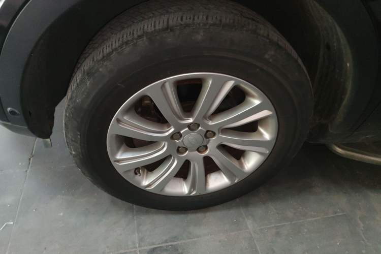 Used Land Rover Discovery Sport 2018 240 PS SE Version
