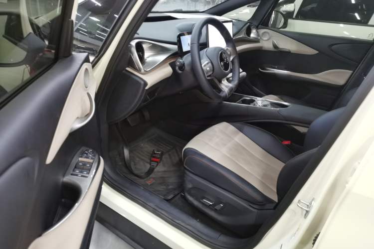 Used BYD Dolphin 2023 420 km Fashion Edition
