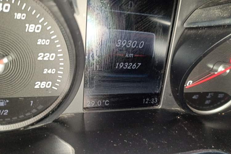 Used Mercedes-Benz GLC 2016 GLC 260 4MATIC Dynamic Edition
