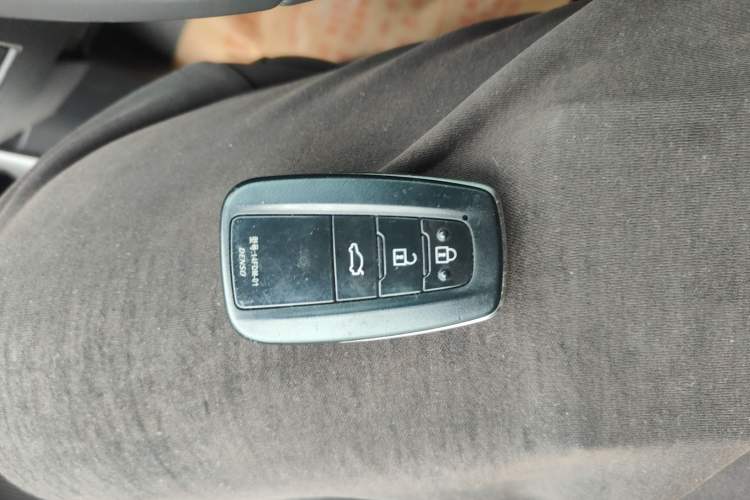 Used Toyota Avalon 2021 2.5L Luxury Edition
