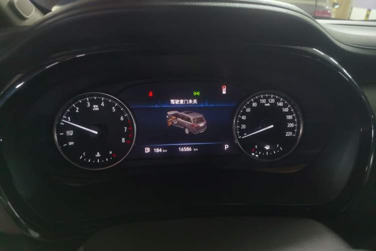 Used Buick GL8 2020 Land Cruiser Executive Class 652T Comfort Model
