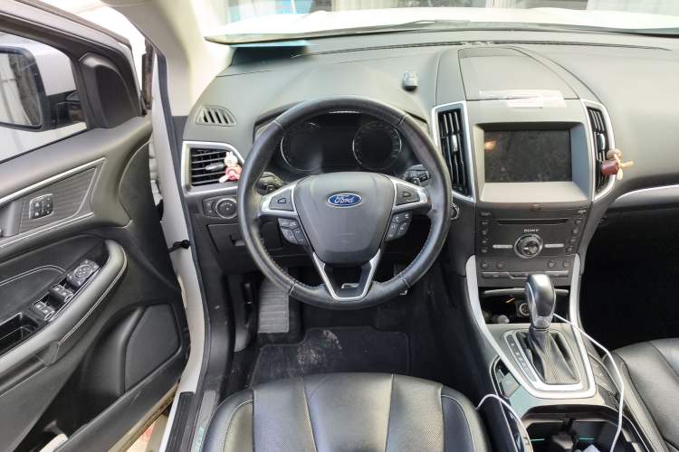 Used Ford Edge 2016 EcoBoost 245 Four-Wheel Drive Titanium 7-Seater
