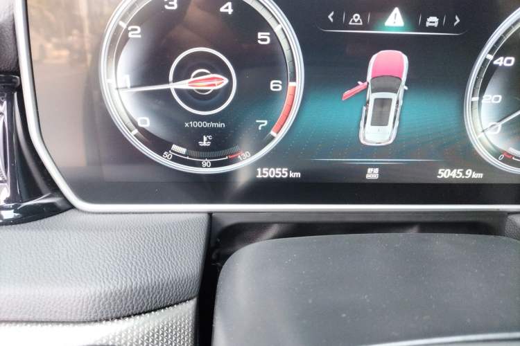 Used Hongqi HS5 2022 Revised Version 2.0T Smart Connect Flagship Edition