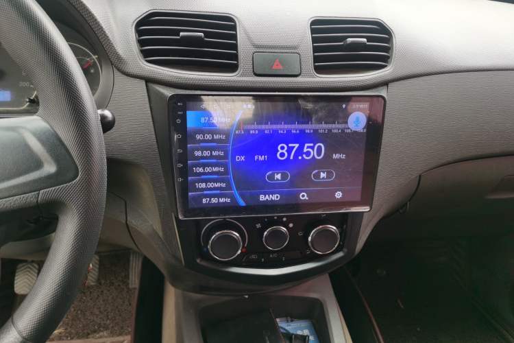 Used Wuling Hongguang 2015 1.5L S Base Model China IV
