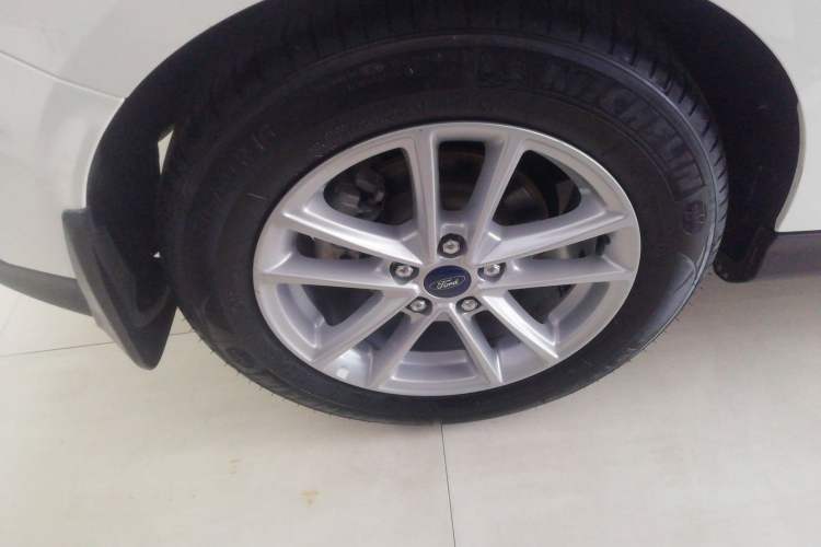 Used Ford Focus 2018 Hatchback Classic EcoBoost 180 Automatic Elite Model