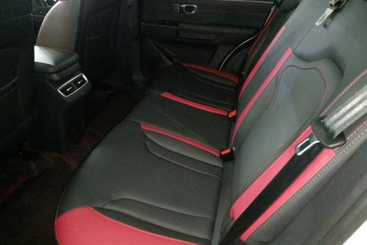 Used JETOUR Dashing 2025 1.5T DCT Youth UP