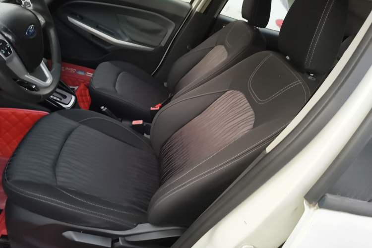 Used Ford EcoSport 2013 1.5L Automatic Prestige Model
