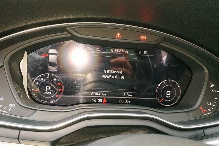 Used Audi A4L 2019 40 TFSI Fashion Version China V