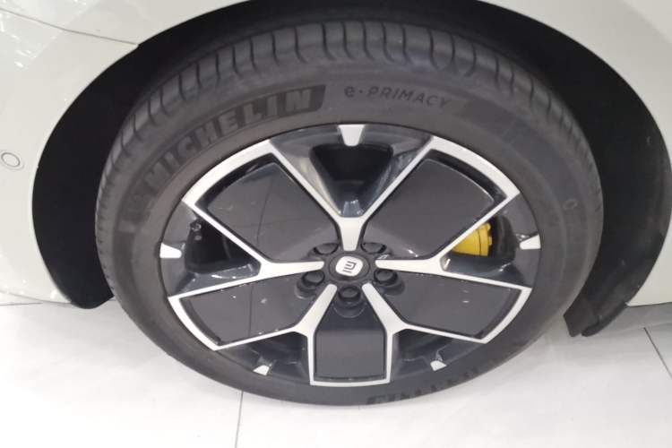 Used  SU7 2024 Four-Wheel Drive Ultra-Long Range Advanced Intelligent Driving Max Edition