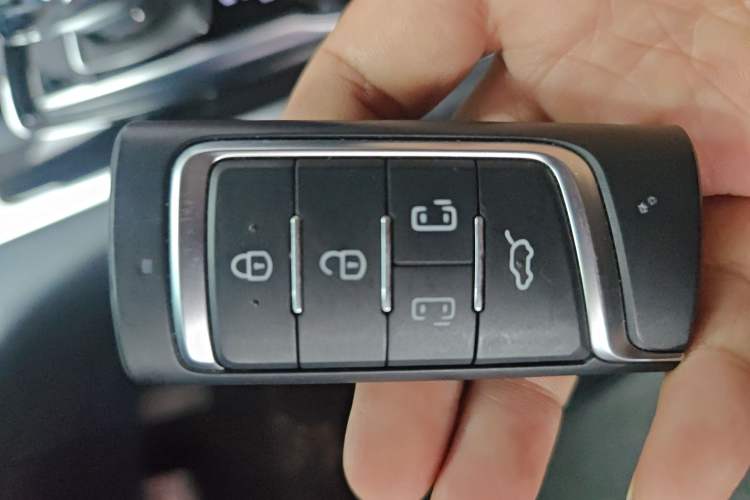 Used GAC Trumpchi M8 2023 Lingxiu Series 390T Prestige Edition
