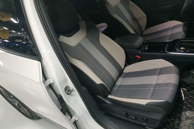 Used Volkswagen ID.4 CROZZ 2024 PURE+ model
