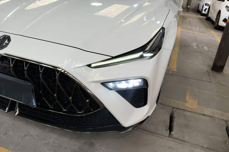 Used MG 5 Scorpio 2022 1.5T Trophy Sport Luxurious Edition
