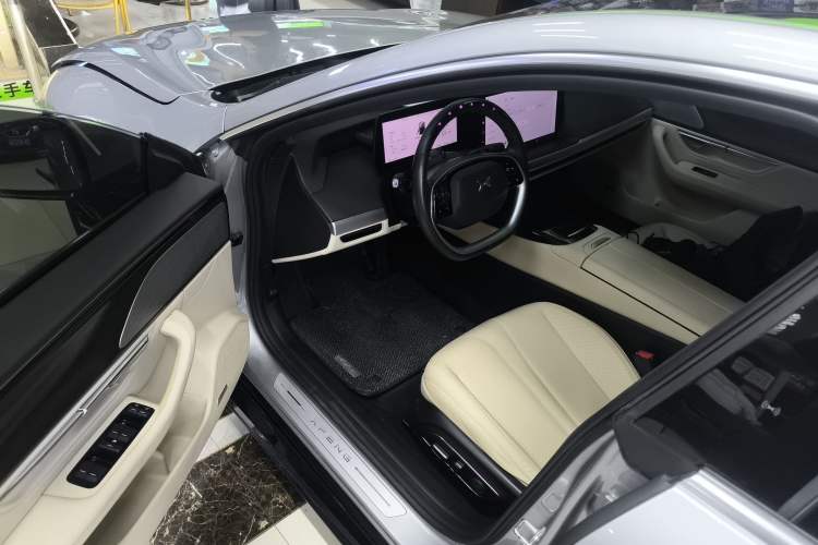 Used XPeng P7 2023 586E
