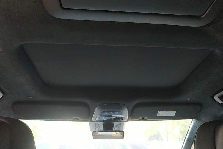 Used Zeekr 009 2022 Revised WE Version
