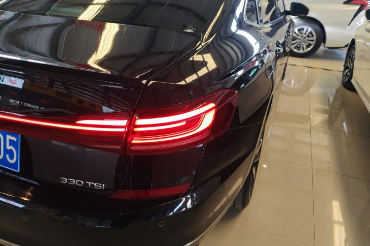 Used Volkswagen Passat 2023 Facelift 330TSI Luxury Edition
