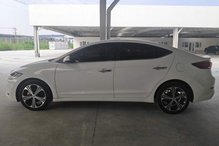 Used Hyundai Elantra 2018 1.4T Dual-Clutch Xuan Dong · Dynamic Edition

