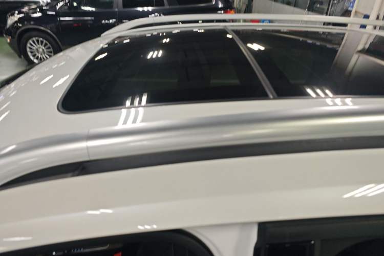 Used Ford Kuga 2017 EcoBoost 180 Two-Wheel-Drive Tiger Leap Model
