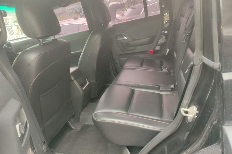 Used  BJ40 2016 40L 2.3T Automatic All-Wheel Drive Premium Edition
