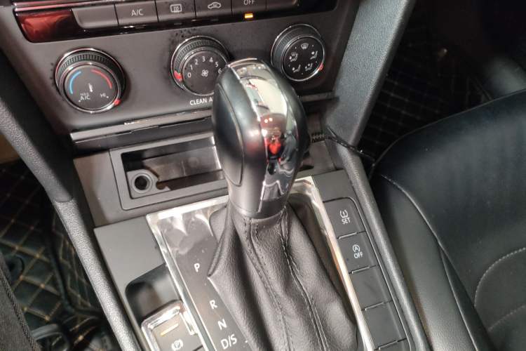 Used Volkswagen Lamando 2021 230TSI DSG Fashion Edition
