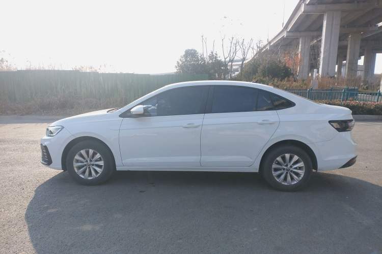 Used Volkswagen Lavida 2023 New Rui 1.5L Automatic New Yi Edition
