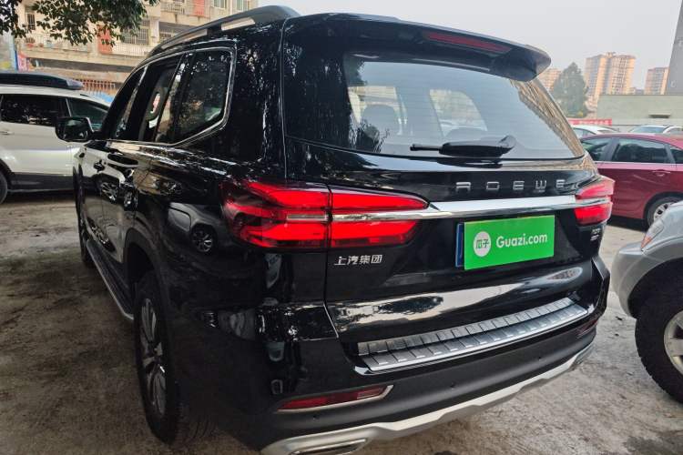 Used Roewe RX8 2018 30T Smart Connectivity Two-Wheel Drive Supreme Edition
