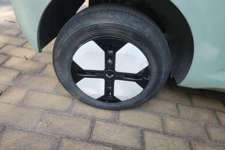 Used Wuling Hongguang MINIEV 2024 3rd Generation 215km Youth Edition
