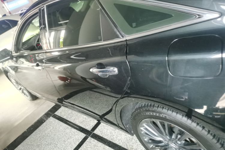 Used Toyota Avalon 2019 2.0L XLE Premium Edition China VI