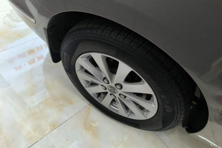 Used Buick GL8 2018 28T Luxury Model China VI Standard