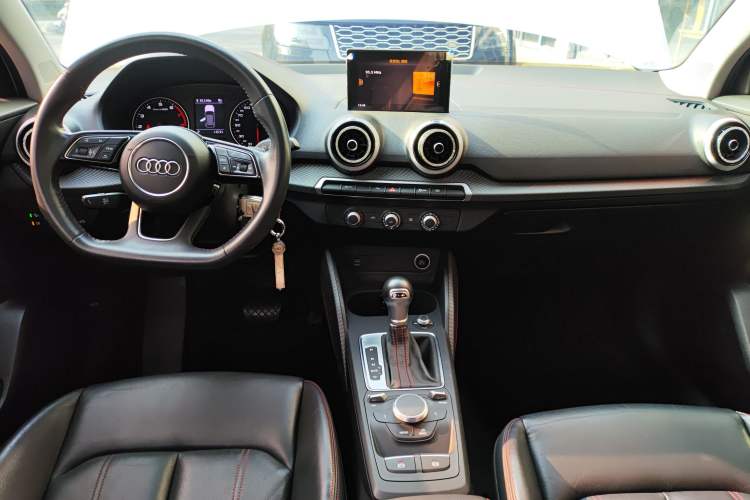 Used Audi Q2L 2022 35 TFSI Progressive Dynamic Edition
