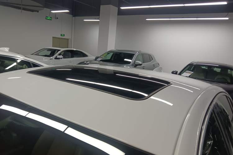 Used Buick Regal 2019 20T Elite Version China VI Standard
