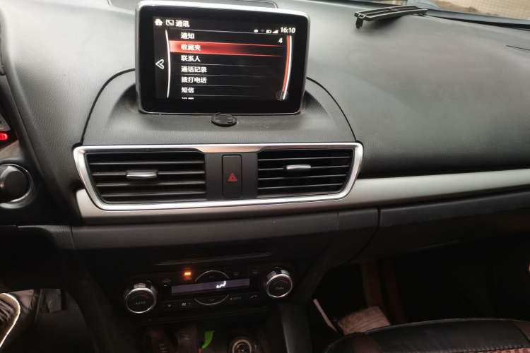 Used Mazda Mazda 3 Axela 2016 Sedan 1.5L Automatic Luxury Model