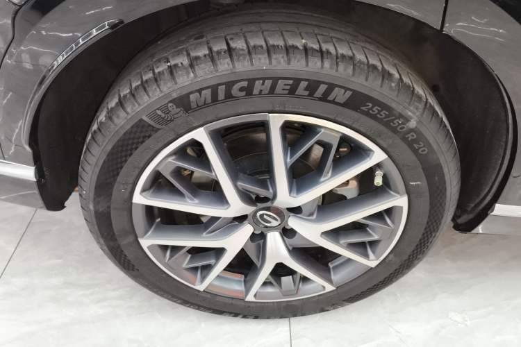 Used GAC Trumpchi GS8 2022 Dual-Engine Series 2.0TM Two-Wheel Drive Prestige Edition (7 Seats)
