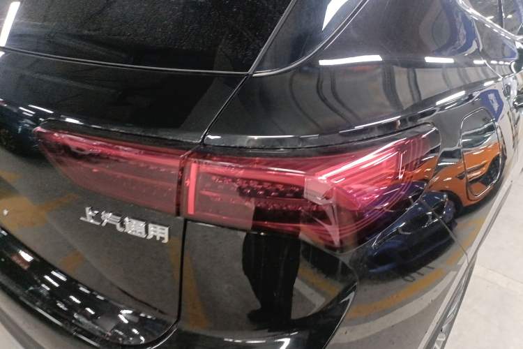 Used Buick Envision 2025 25T Entry-Grade Platinum Edition