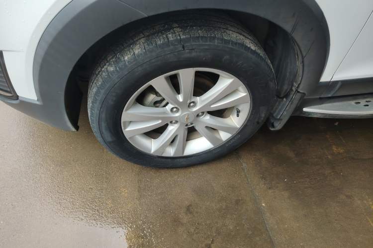 Used Chevrolet Captiva 2017 2.4L 4x4 Flagship Edition 7-Seater