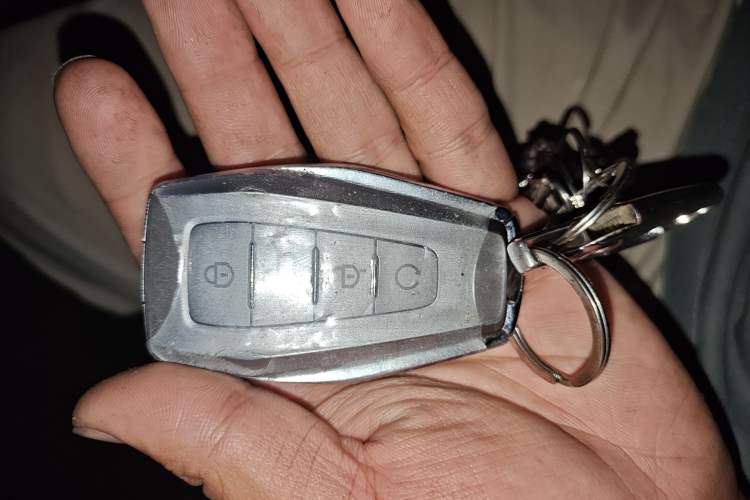 Used Farizon Super VAN 
