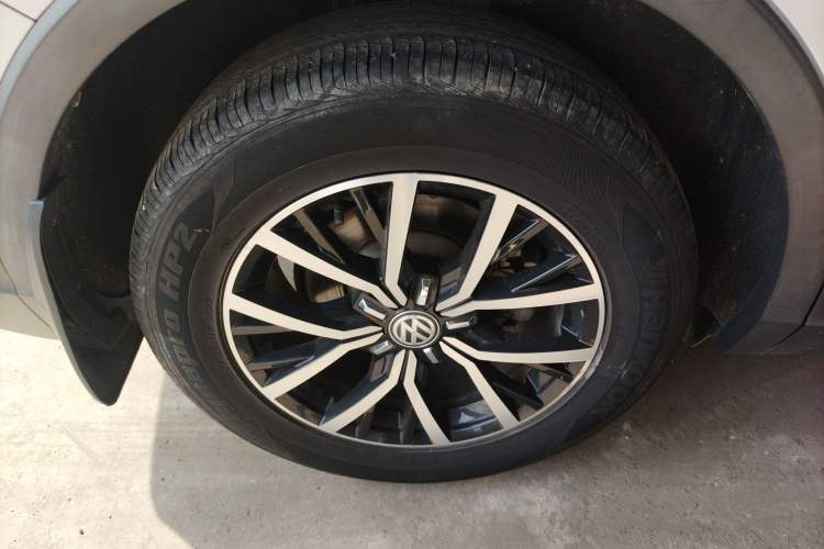 Used Volkswagen Tiguan L 2018 280TSI Automatic Two-Wheel Drive Comfort Edition
