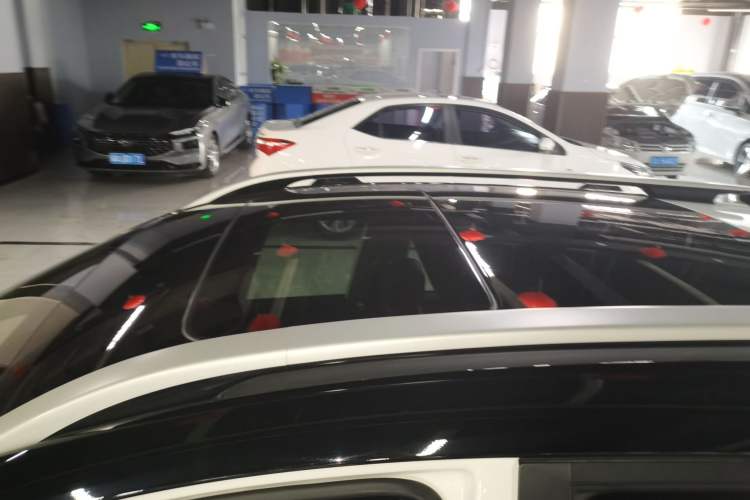 Used Kia kx1 Stonic 2021 1.4L CVT Fun & Sunroof Model