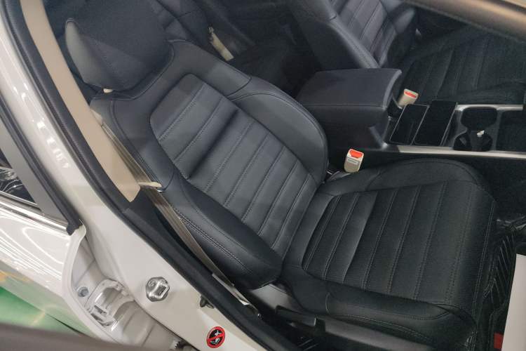 Used Honda CR-V 2021 240TURBO CVT 2WD Comfort Version