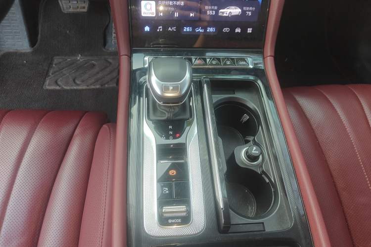 Used Hongqi H5 2024 2.0T Automatic Smart Connect Flagship Edition
