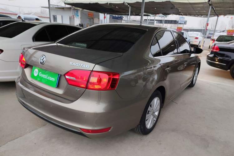 Used Volkswagen Sagitar 2014 1.4TSI Automatic Luxury Model
