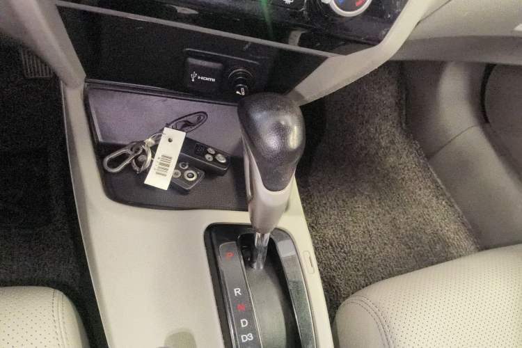 Used Honda Civic 2014 1.8L automatic comfort version
