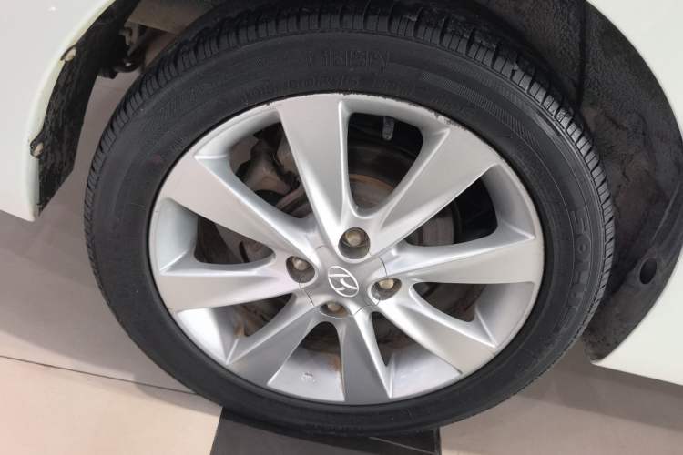 Used Hyundai Verna 2014 1.4L Manual Top-Tier Model TOP
