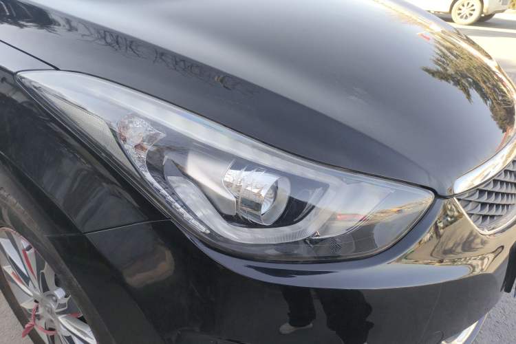 Used Hyundai Elantra (5th Generation / Langdong) 2016 1.6L Manual Prestige Edition